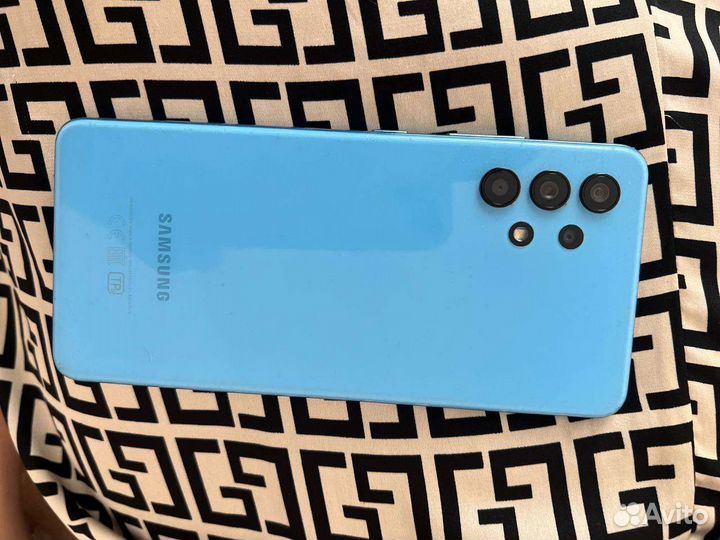 Телефон бу samsung а 32