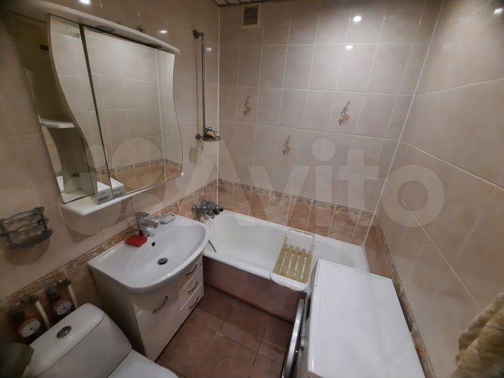 2-к. квартира, 42 м², 2/5 эт.