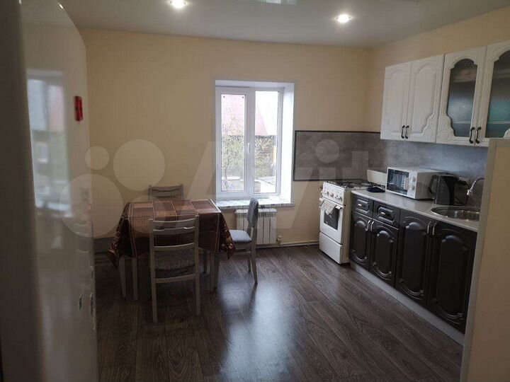 2-к. квартира, 50 м², 2/2 эт.