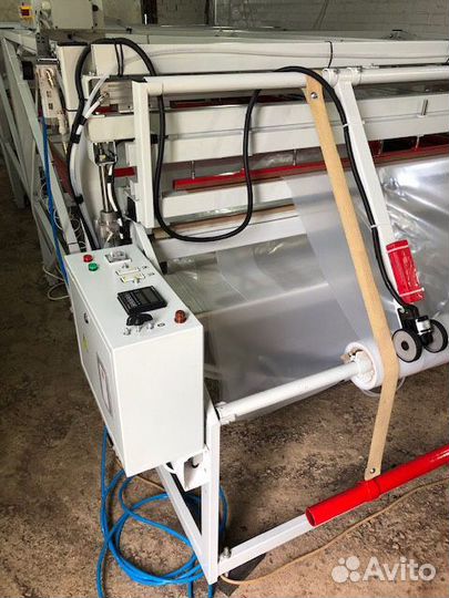 Станок для изготовления вкладышей в биг - бэги