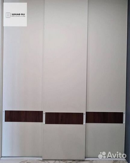 Шкаф купе зеркальный