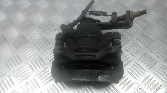 Суппорт тормозной задний левый mazda 3 BM (4GM22LS01)