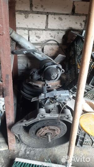 Запчасти на mercedes т 1