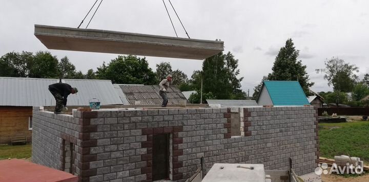 Бригада строителей, дома, кровля, фасад, фундамент