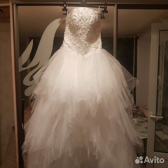 Пышное свадебное платье