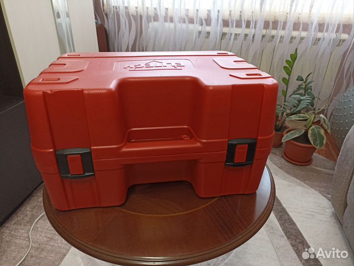 Рубанок электрический 110 мм