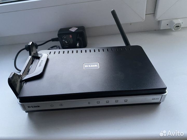Роутер D- Link DIR-615