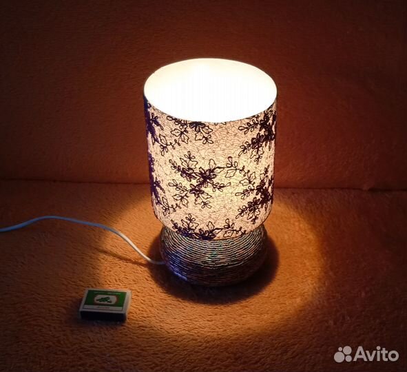 Лампа настольная