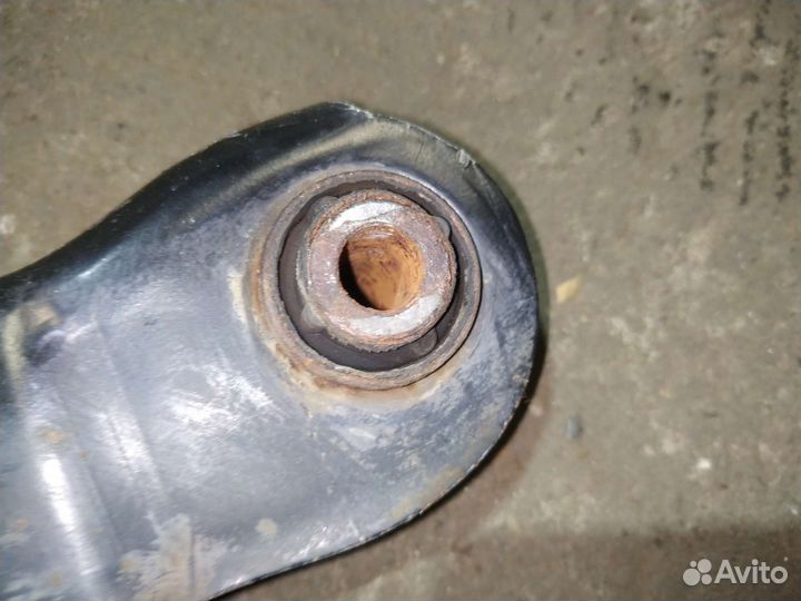 Рычаг подпружинный задний Форд Фокус 3