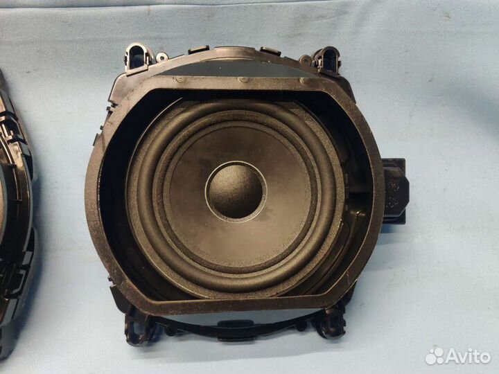 Сабвуфер BMW X3 F25