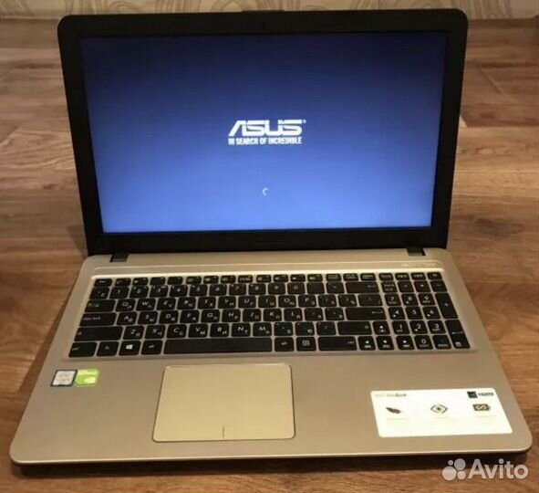 Asus X451M intel 2.3GHz/4Gb/640SSD