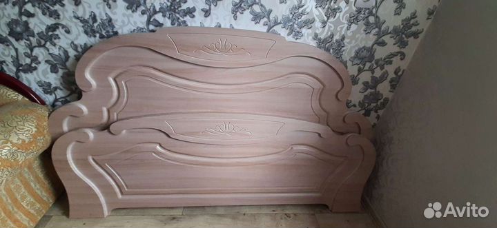 Кровать двухспальная