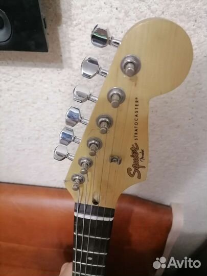 Электрогитара fender squier stratocaster