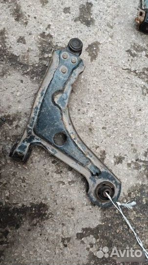 Рычаг передний левый Chevrolet Lacetti 2003-2013