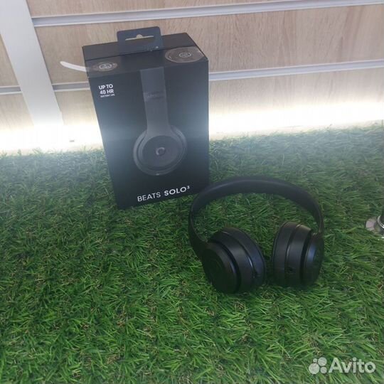 Наушники - Beats solo 3
