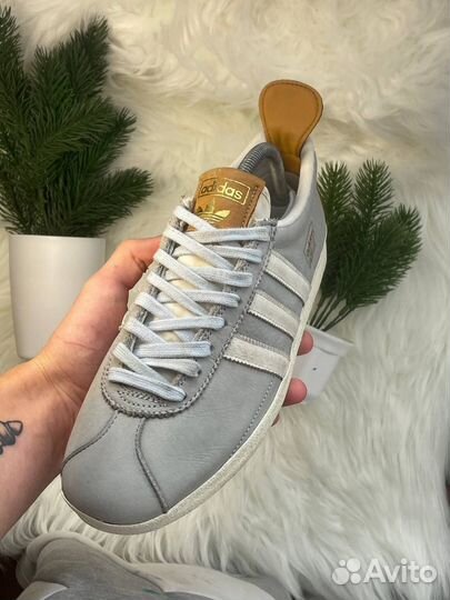 Кроссовки adidas gazzele vintage