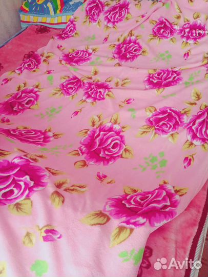 Покрывало тонкое небольшое