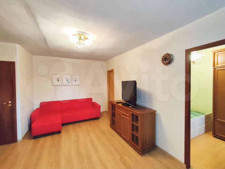 2-к. квартира, 43 м², 1/5 эт.