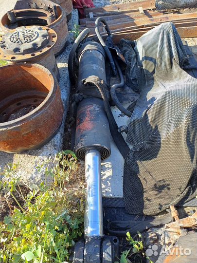 Цилиндр гидравлический Маз 20т