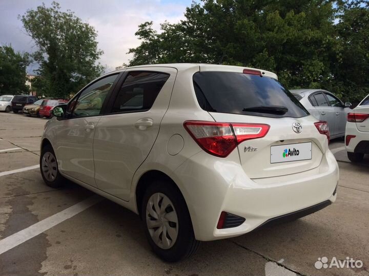 Toyota Vitz 1.0 CVT, 2019, 10 500 км