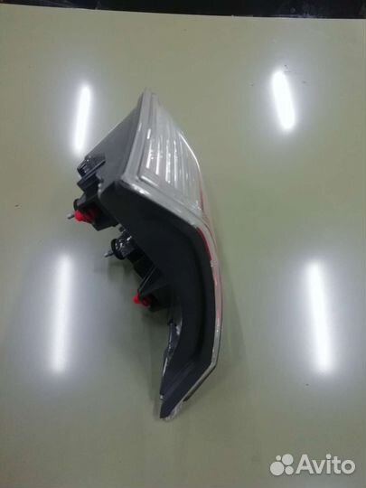 Фонарь задний правый nissan x trail t32 265544CA1B