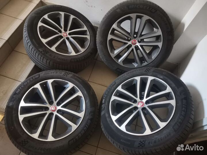 Колеса Jaguar F-Pace с датчик 255/55/R19 Michelin