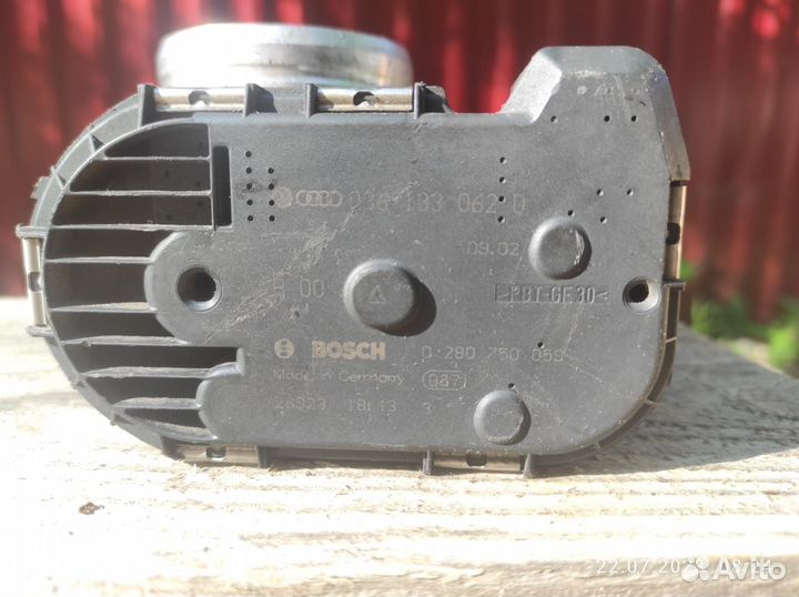 Дроссельная заслонка VAG 036133062d