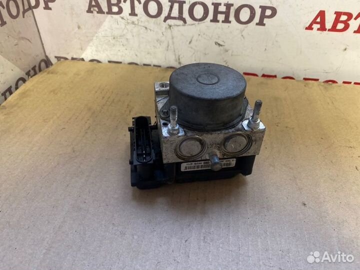 Блок ABS Nissan Note E11 2008