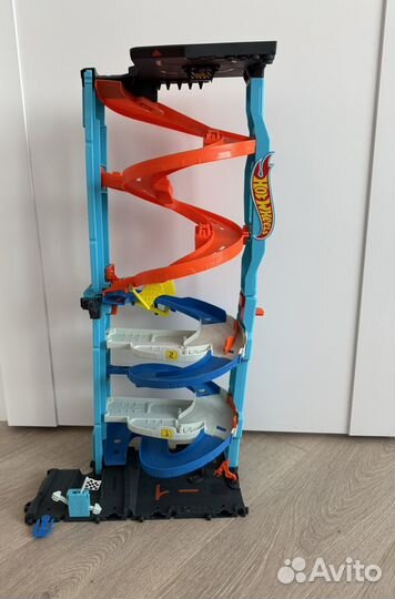 Трек Hot wheels