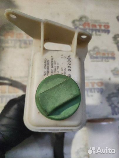 Бачок гидроусилителя Audi A8 4.2 Quattro седан AKG