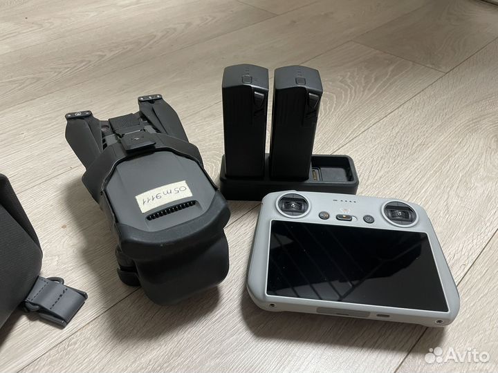 Квадрокоптер dji мавик 3 pro