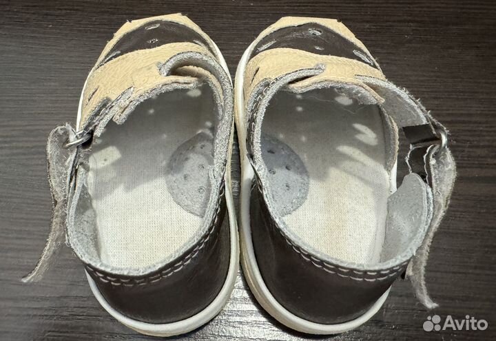 Сандалии детские 18