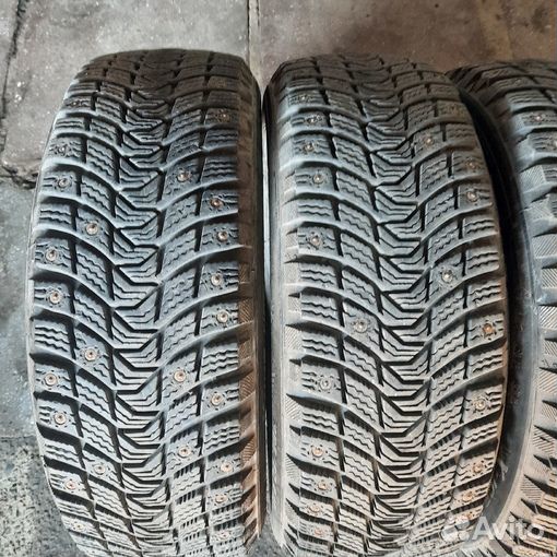 Michelin X-Ice North 3 185/60 R15