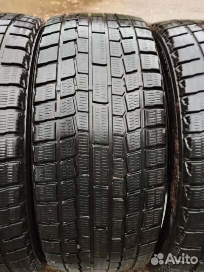 Yokohama Ice Guard Studless IG50 215/45 R17 87T