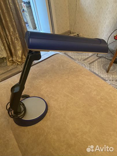 Лампа настольная