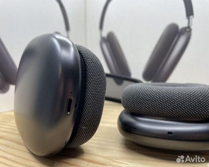 Беспроводные наушники AirPods Max Black Edition