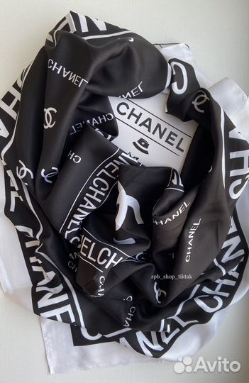Платок Chanel шёлк 90*90