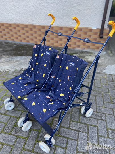 Коляска трость Chicco для двойни