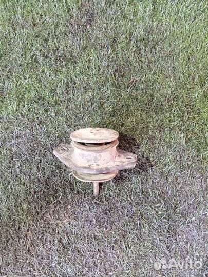 Подушка двигателя Лада 2110 21124 2006