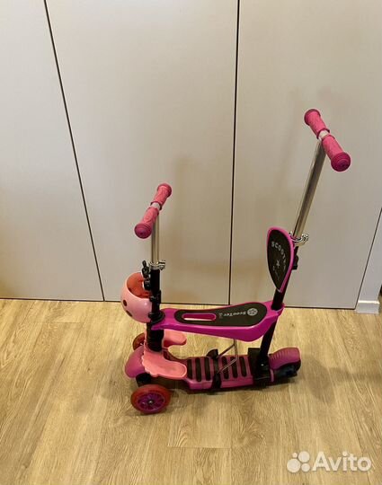 Самокат-беговел 