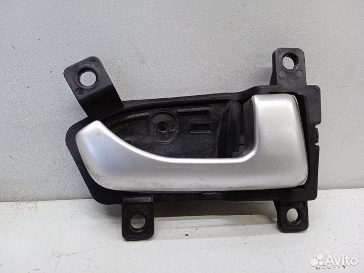 Ручка двери внутренняя правая Kia Sportage 3