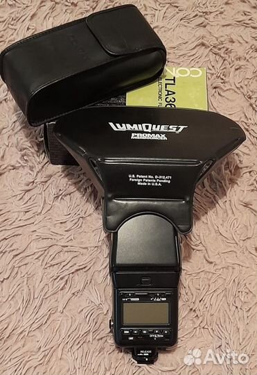 Фотовспышка Contax TLA360 с отражателем LumiQuest