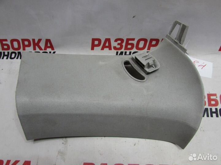 Обшивка стойки для Volkswagen Touran 1 2003-2010г