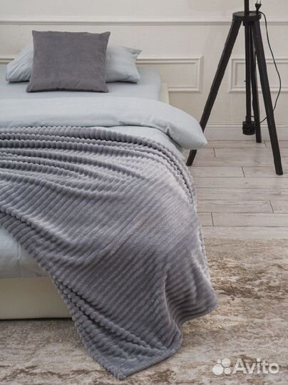 Кровать новая. цена за полный комплект