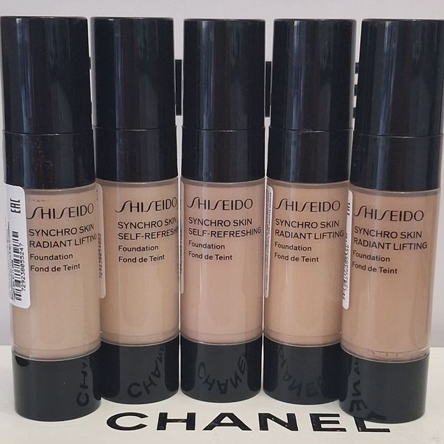 Shiseido тональный крем 9 мл