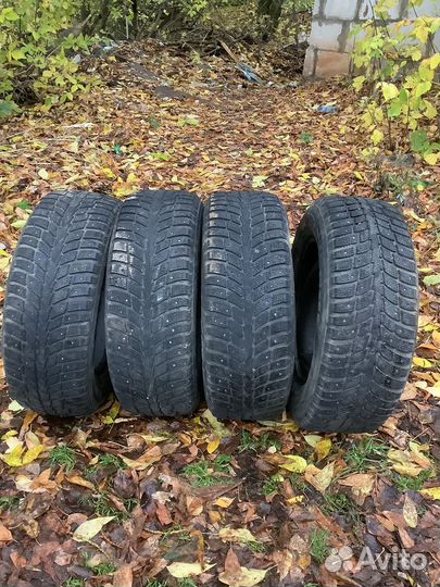 Nokian Tyres Hakkapeliitta C2 235/60 R16