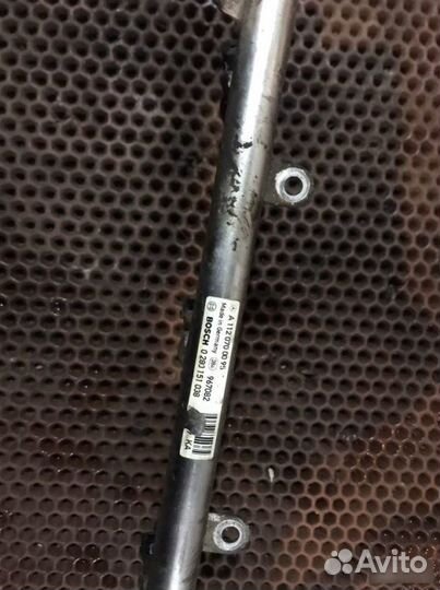 Топливная рампа с форсунками Mercedes E W210