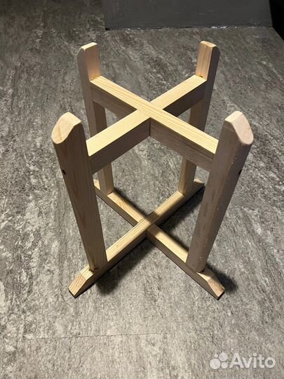 Подставка для бутыли с водой (19 л.)