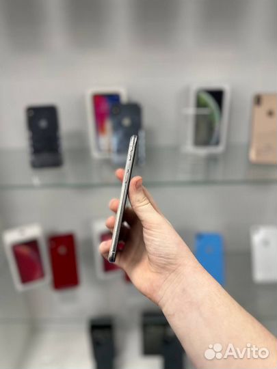 iPhone Xs, 256 ГБ