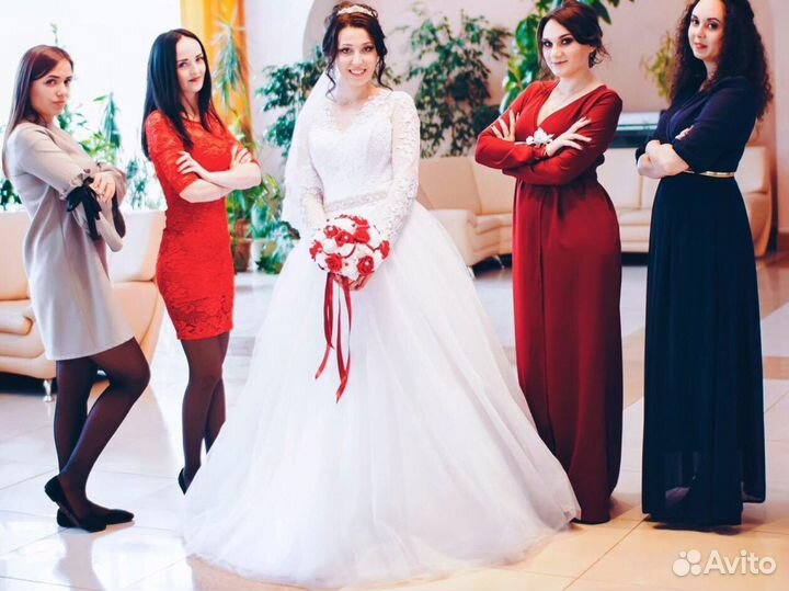 Свадебное платье